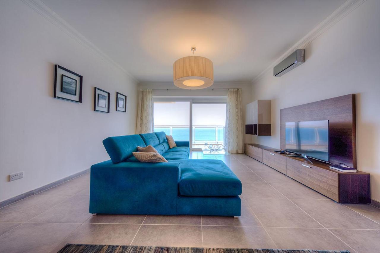 Seafront Luxury Apartment With Pool Sliema Exterior photo
