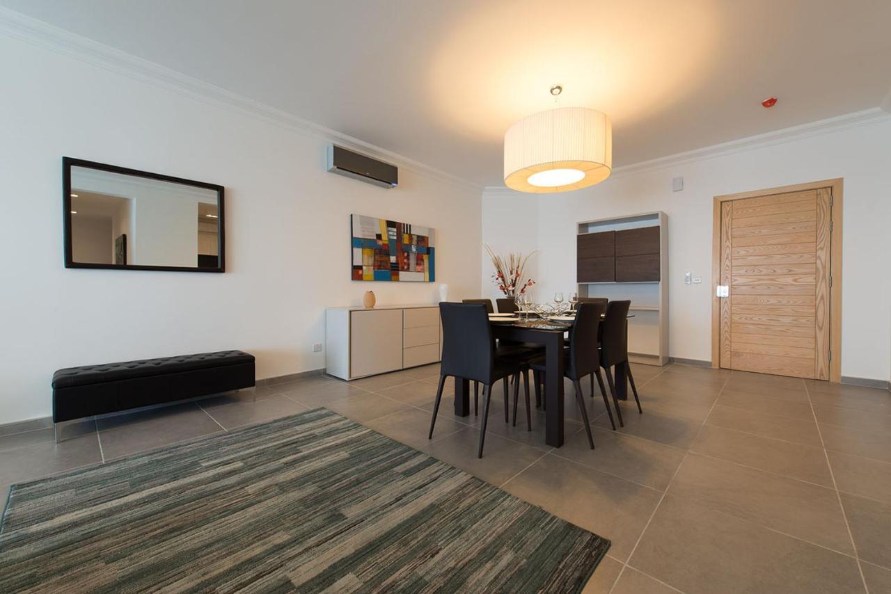 Seafront Luxury Apartment With Pool Sliema Exterior photo